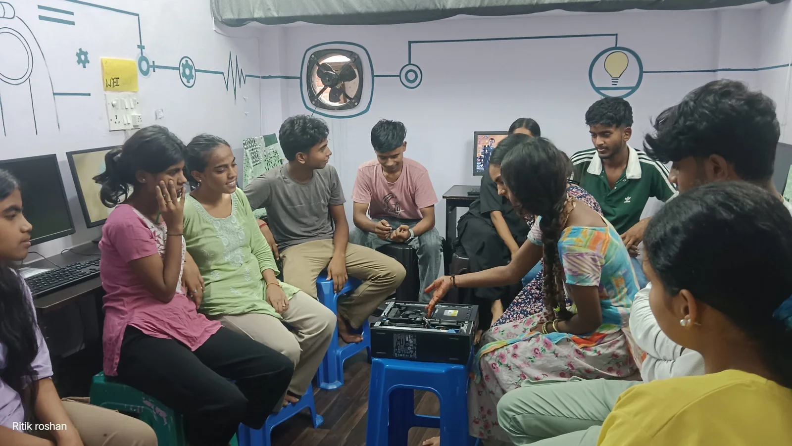 Learning by local computer class